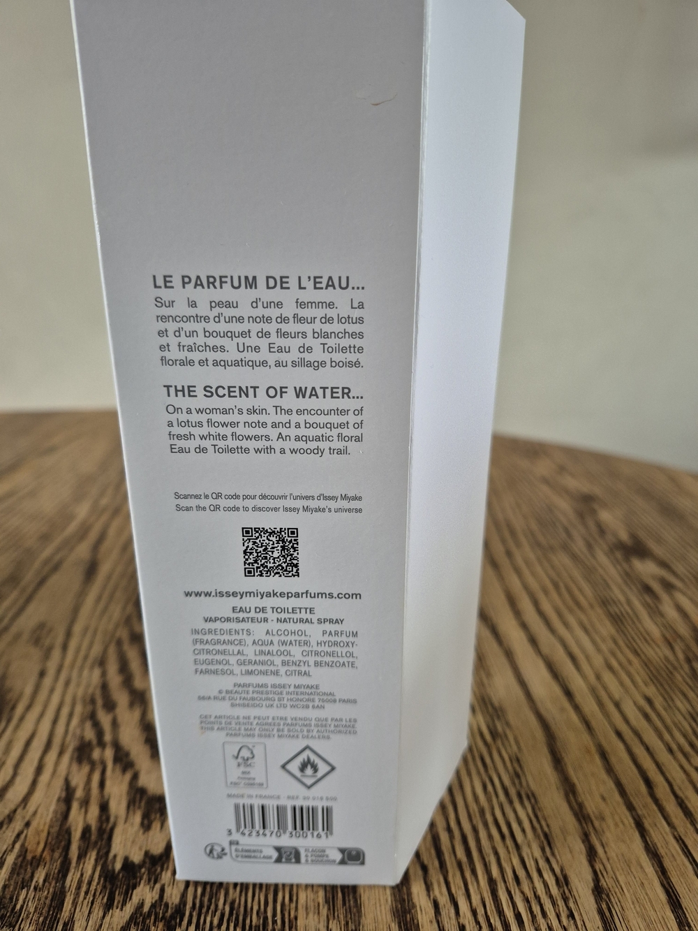 Eau De Toilette - Picture 2 of 3